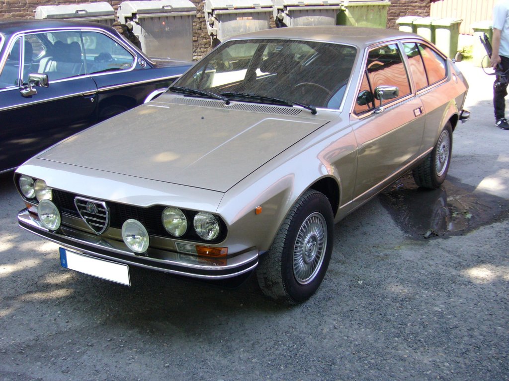 Alfa Romeo Alfetta 18